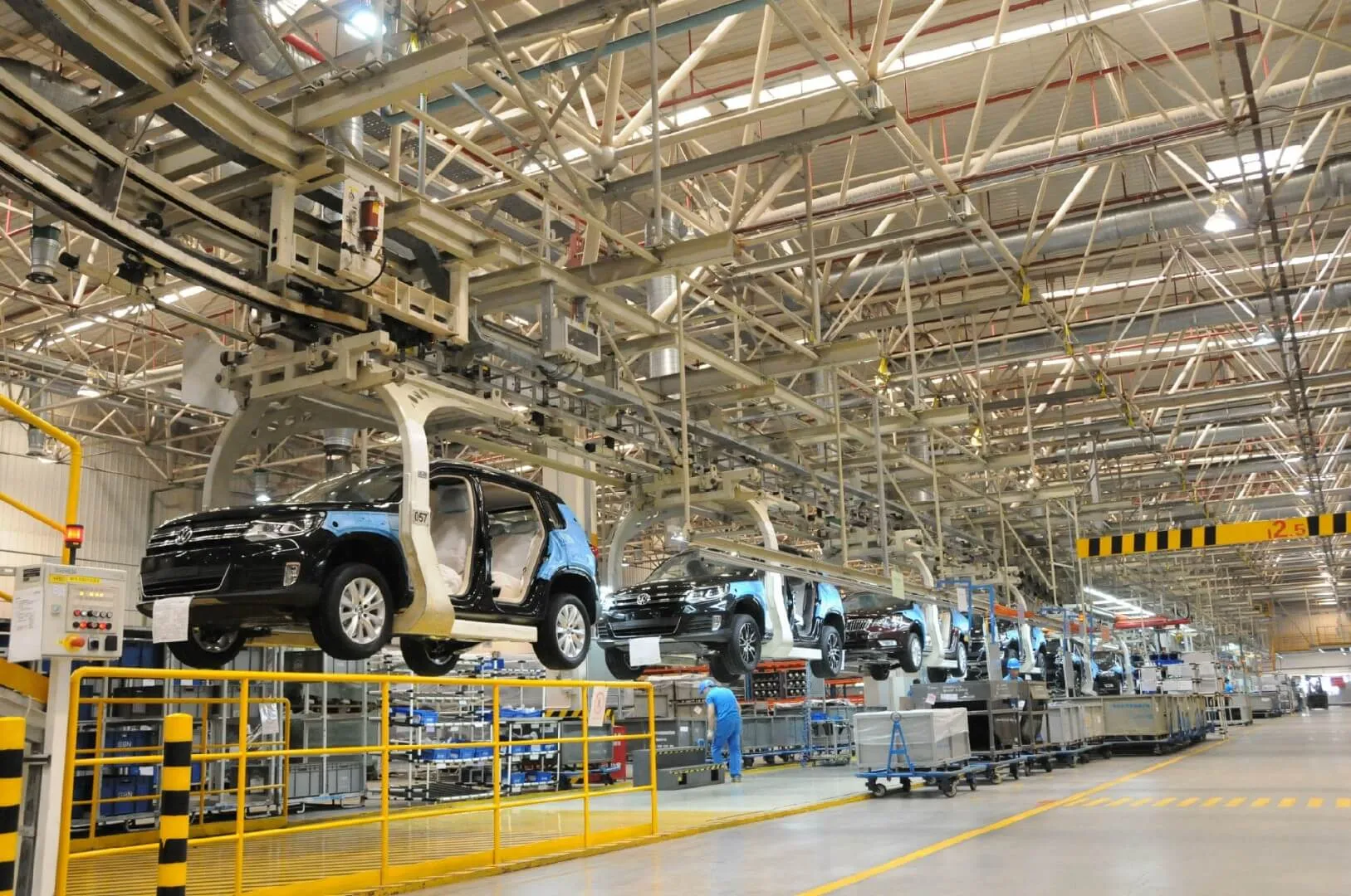 汽车生产工厂空压站系统